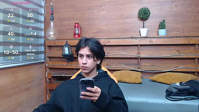 alex 477 online show from 03/25/26, 11:42