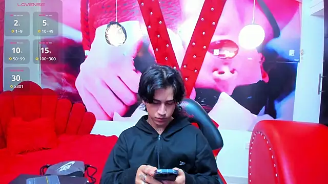 alex 477 online show from 03/24/26, 11:32