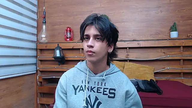 alex 477 online show from 02/18/26, 11:39