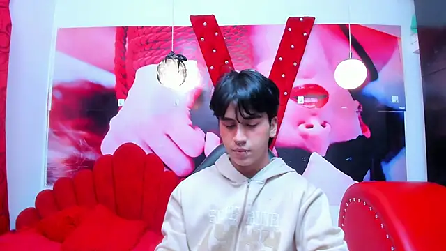 Snapshot of alex_477 chatting on 11/04/25, 11:58 alex 477 online show from 11/04/25, 11:58