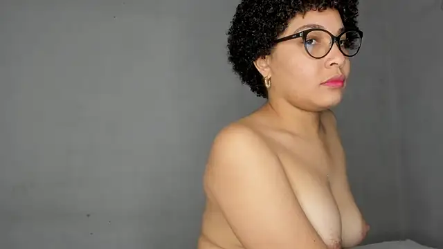 Snapshot of Jade_Dorthini chatting on 11/15/25, 10:03 Jade Dorthini online show from 11/15/25, 10:03