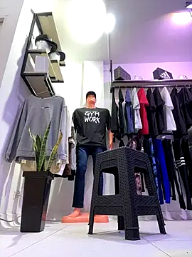 kim monti online show from 12/19/25, 09:28