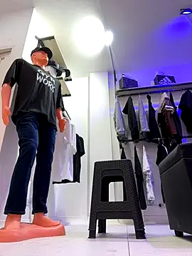 kim monti online show from 11/14/25, 09:07