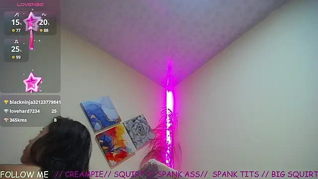 vegalaura   online show from 03/03/25, 03:49