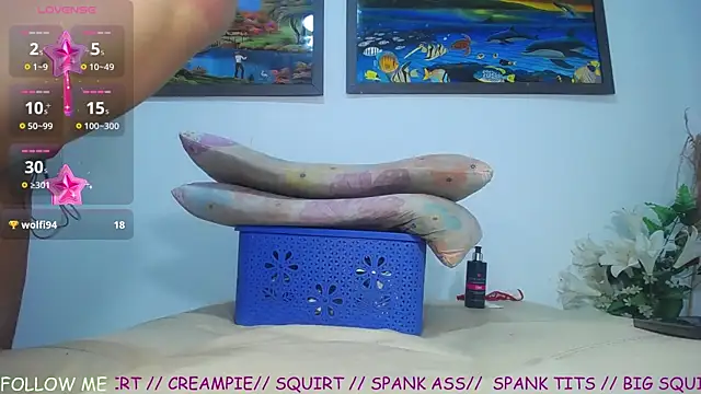 vegalaura   online show from 02/11/26, 12:10