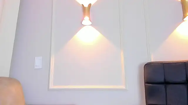 Lia walton online show from 03/11/25, 12:06