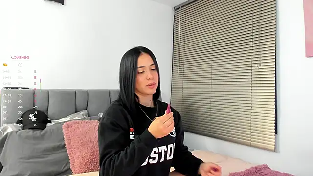 Gigi-bom online show from 01/06/26, 11:09