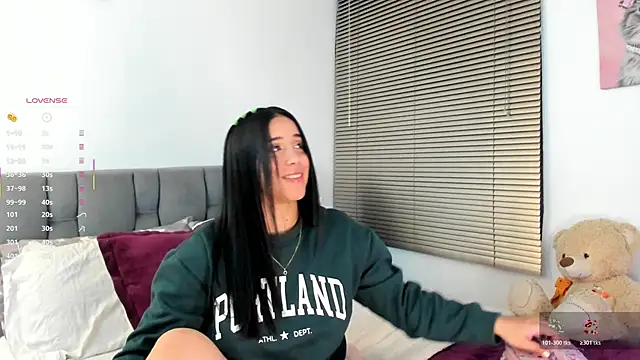 Gigi-bom online show from 03/06/26, 11:11