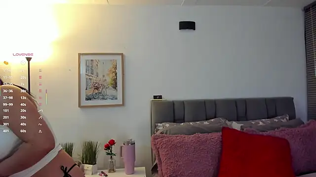 Gigi-bom online show from 05/17/26, 12:43