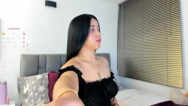 Gigi-bom online show from 02/19/26, 12:07