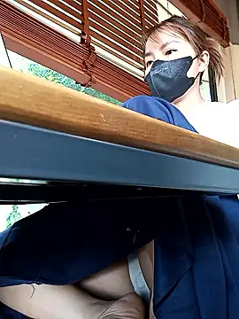 Michiko1 online show from 05/25/26, 10:03