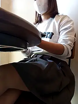 Michiko1 online show from 11/26/25, 07:19