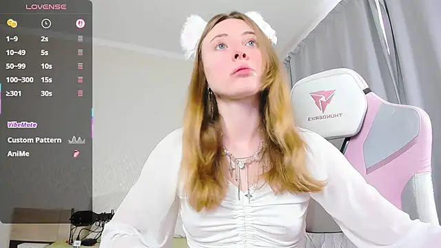 Cowell Adelina online show from 10/18/25, 10:06