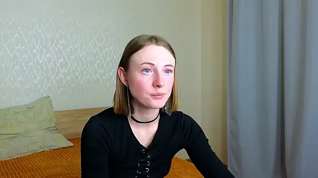 Cowell Adelina online show from 04/13/26, 09:24