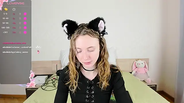 Cowell Adelina online show from 09/29/25, 09:38