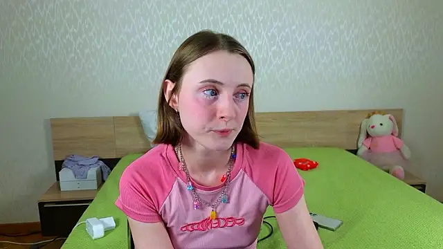 Cowell Adelina online show from 03/29/26, 09:33