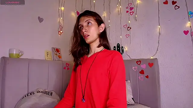 Feniix   online show from 10/22/25, 04:12