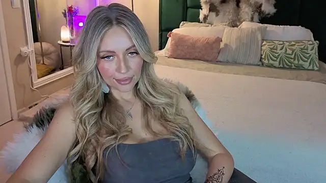 JoanneGG online show from 02/01/26, 08:12