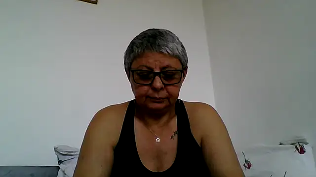 roseblak42 online show from 05/25/26, 08:35
