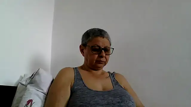 Snapshot of roseblak42 chatting on 06/30/26, 09:42 roseblak42 online show from 06/30/26, 09:42