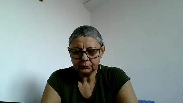 roseblak42 online show from 11/26/25, 01:55