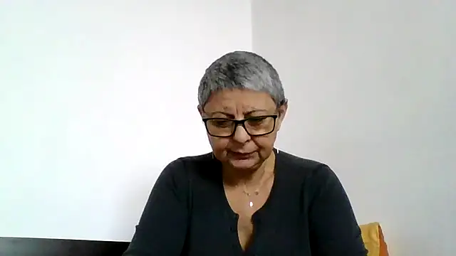 roseblak42 online show from 12/20/25, 10:29