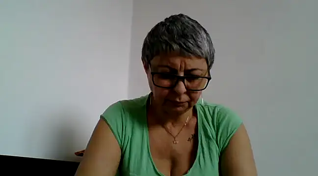 roseblak42 online show from 03/18/25, 09:34