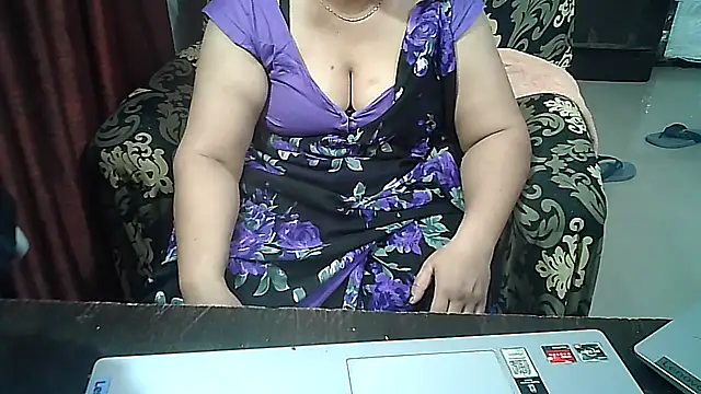 Snapshot of Punambhabisexy chatting on 09/09/25, 03:05 Punambhabisexy online show from 09/09/25, 03:05