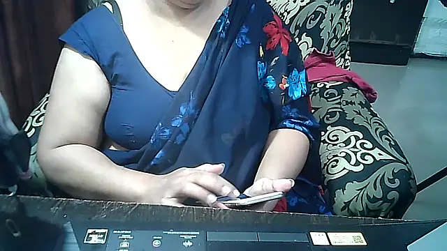 Snapshot of Punambhabisexy chatting on 11/20/25, 05:19 Punambhabisexy online show from 11/20/25, 05:19