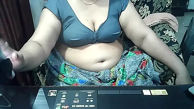 Snapshot of Punambhabisexy chatting on 09/27/25, 10:16 Punambhabisexy online show from 09/27/25, 10:16