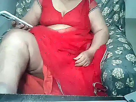 Snapshot of Punambhabisexy chatting on 03/17/25, 11:13 Punambhabisexy online show from 03/17/25, 11:13