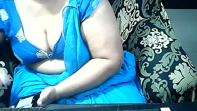 Snapshot of Punambhabisexy chatting on 06/21/26, 02:12 Punambhabisexy online show from 06/21/26, 02:12