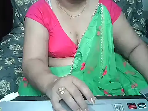 Snapshot of Punambhabisexy chatting on 03/08/25, 05:17 Punambhabisexy online show from 03/08/25, 05:17