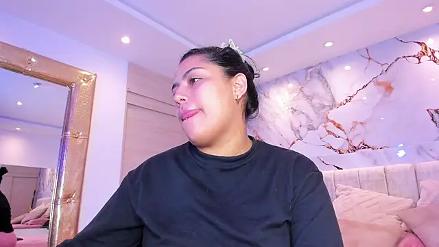 kiana cream online show from 01/10/26, 12:00