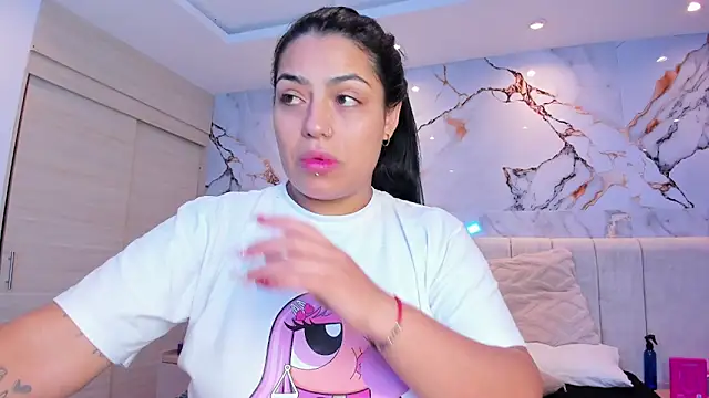 kiana cream online show from 01/17/26, 11:58