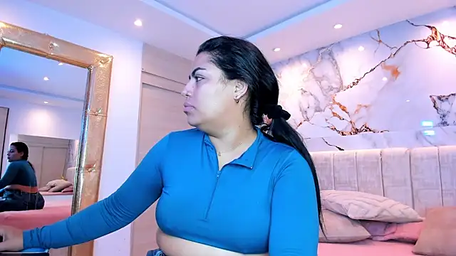 kiana cream online show from 03/23/26, 11:32