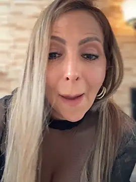  Abril-Office1 online show from 03/24/26, 03:23