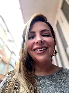  Abril-Office1 online show from 09/30/25, 03:07