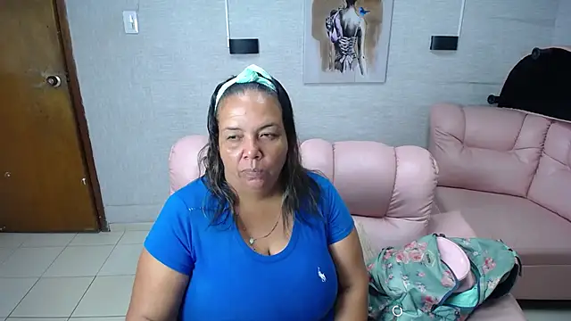 Snapshot of Penelope_Nipples_ chatting on 02/26/26, 11:43 Penelope Nipples online show from 02/26/26, 11:43