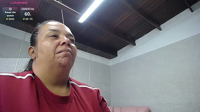 Snapshot of Penelope_Nipples_ chatting on 09/09/25, 12:03 Penelope Nipples online show from 09/09/25, 12:03
