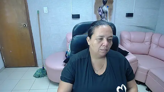 Penelope Nipples  online show from 11/25/25, 11:43