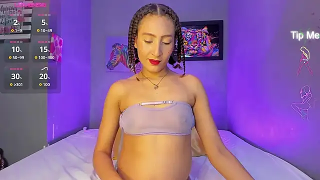 IsabellaSpencer online show from 11/01/25, 05:18