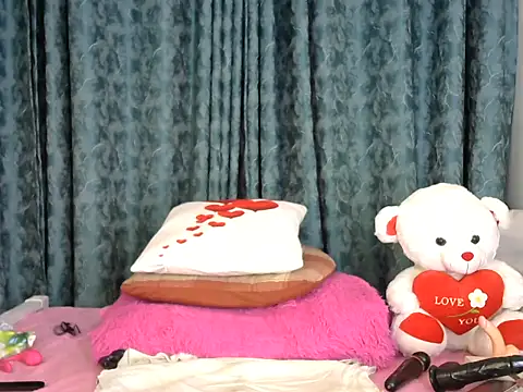 Pretty-shally online show from 03/16/25, 02:21