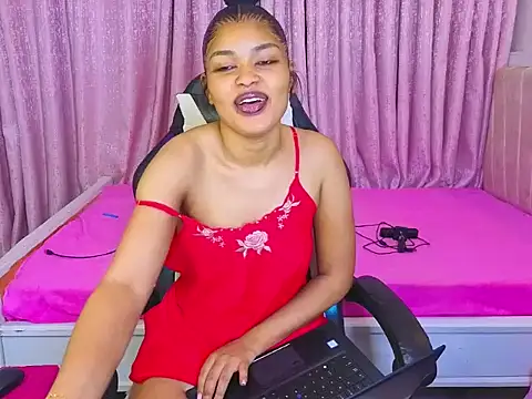 Snapshot of Pretty-shally chatting on 05/01/26, 02:16 Pretty-shally online show from 05/01/26, 02:16