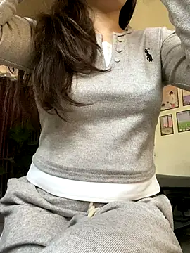 Ruby bear online show from 12/19/25, 03:54