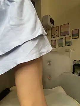 Snapshot of Ruby_bear chatting on 02/05/26, 04:08 Ruby bear online show from 02/05/26, 04:08