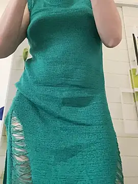 Ruby bear online show from 03/19/25, 03:41