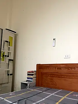 Ruby bear online show from 11/18/25, 06:39