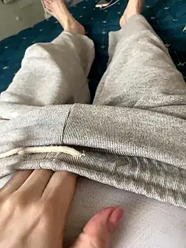 Snapshot of Ruby_bear chatting on 01/15/26, 03:54 Ruby bear online show from 01/15/26, 03:54