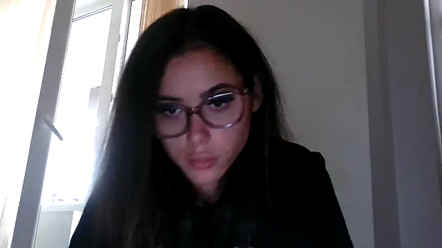 Snapshot of LovelyJulliette chatting on 10/16/25, 11:51 LovelyJulliette online show from 10/16/25, 11:51